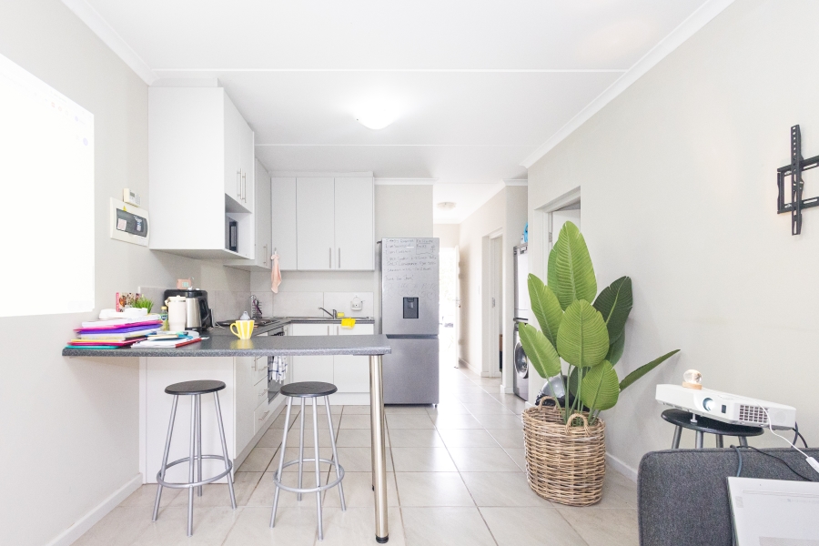 To Let 2 Bedroom Property for Rent in Haasendal Western Cape